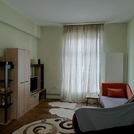 Lovely Apartament In Bucharest, Baba Novac Area Bucareste Exterior foto